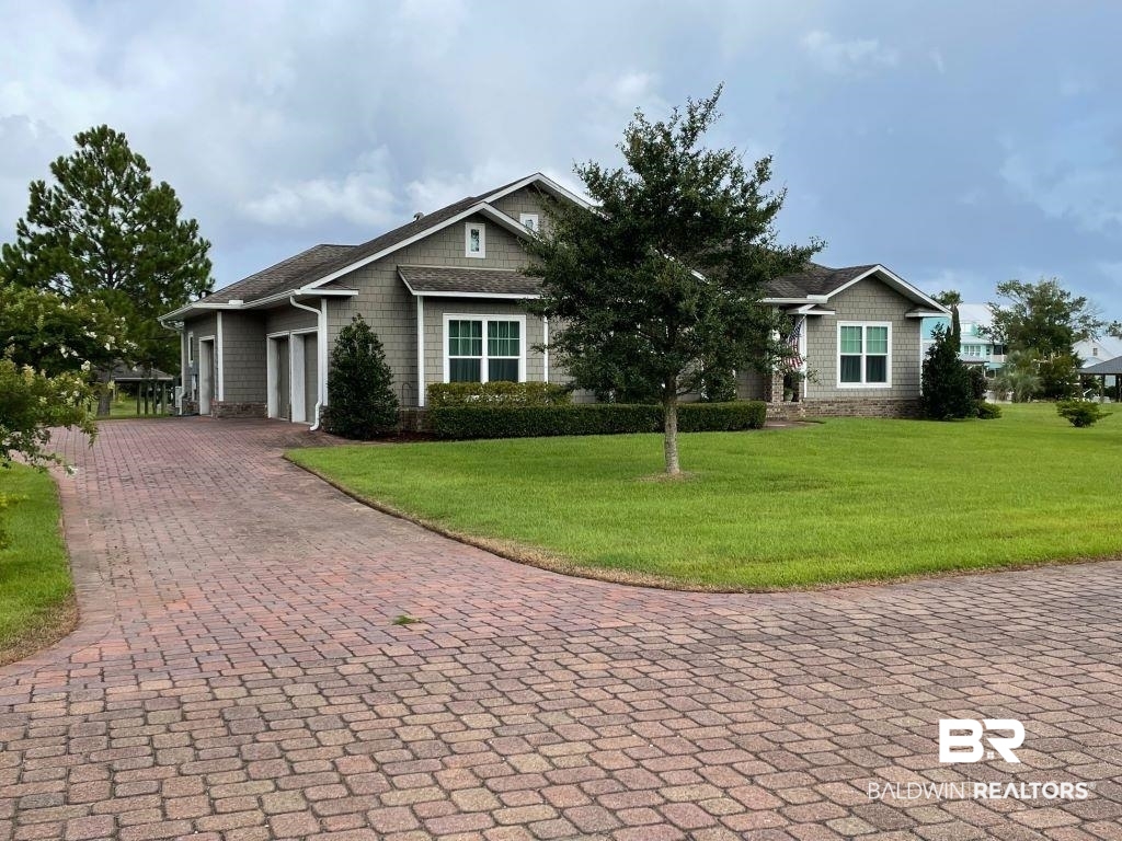 6426 East Quarry Drive Elberta, AL 36530 - Photo 1 of 19 View of front of property featuring a front yard
