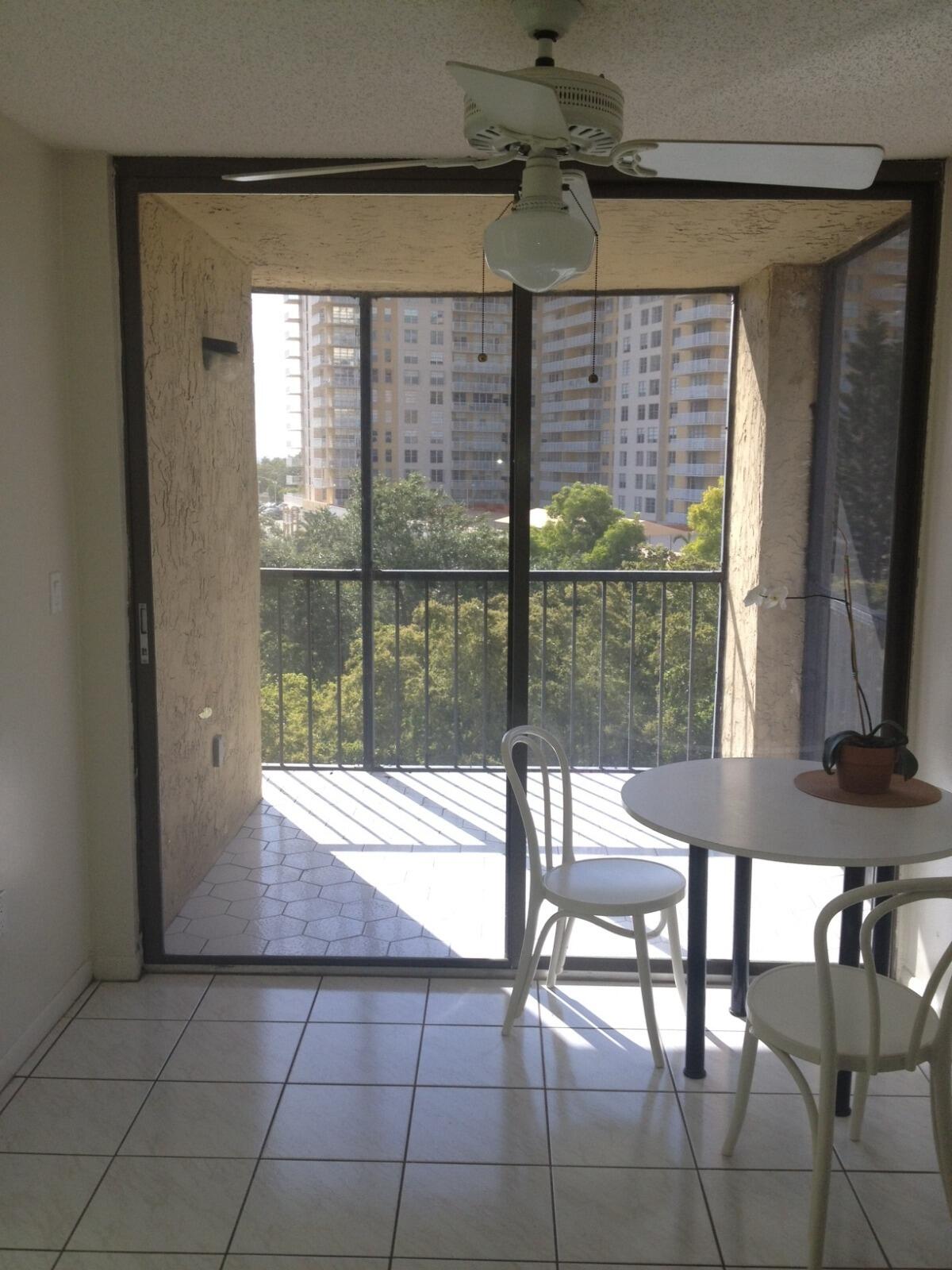 17500 North Bay Road, Unit S508 Sunny Isles Beach, FL 33160 - Photo 15 of 21 WhatsApp Image 2026-06-22 at 16.02.38 (1