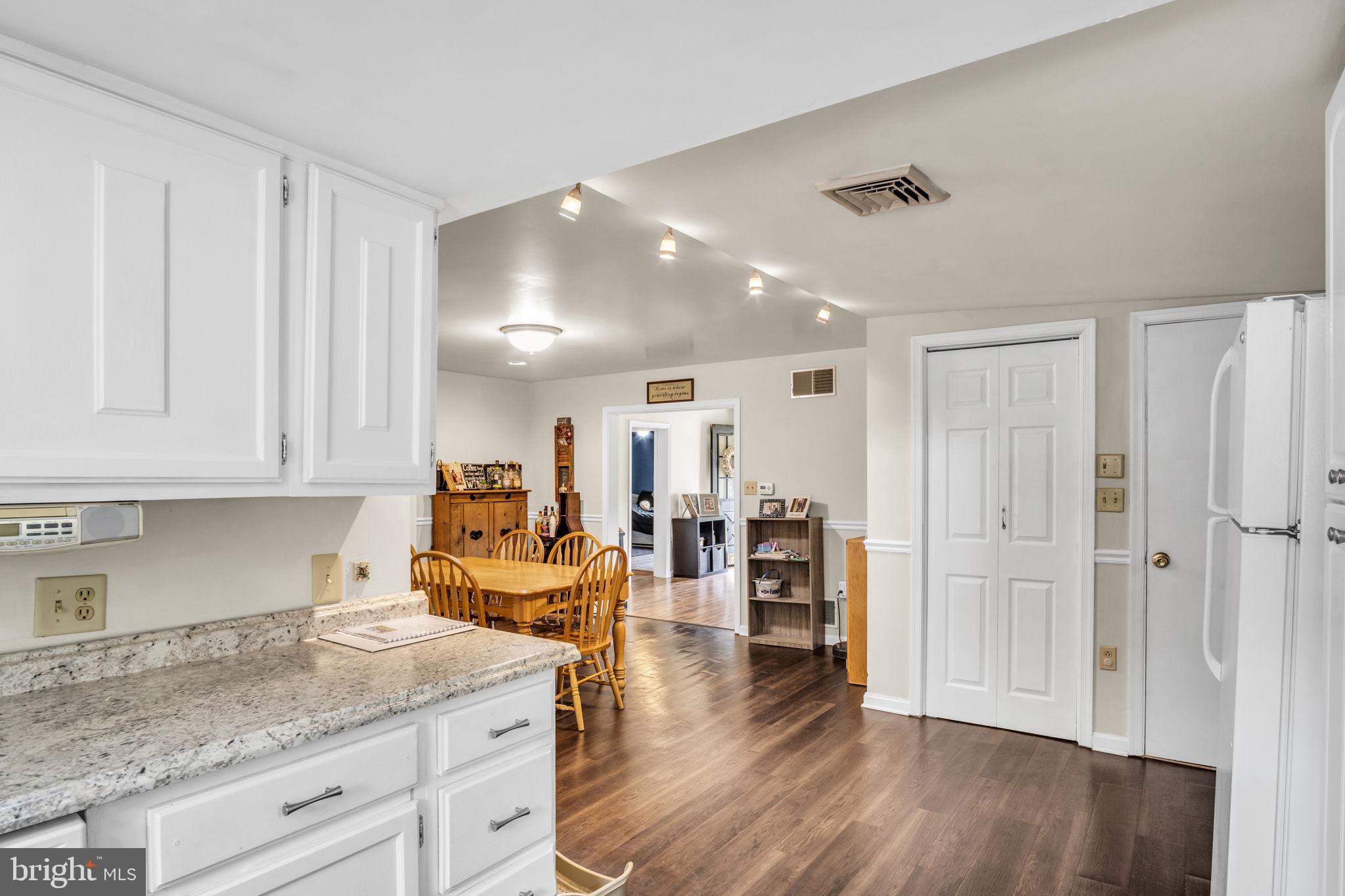 353 York Road Carlisle, PA 17013 - Photo 15 of 38 Gallery Image 15