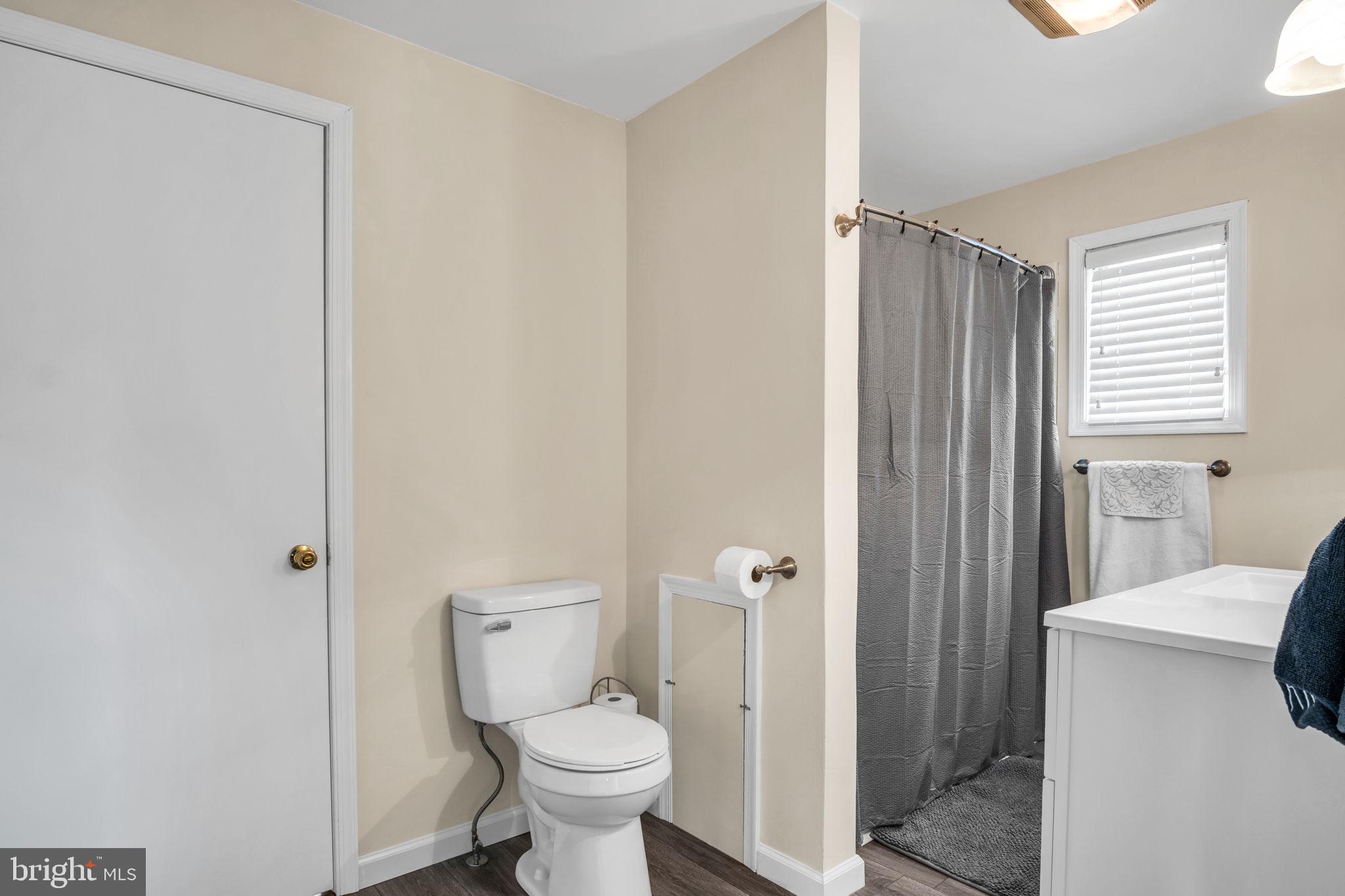 353 York Road Carlisle, PA 17013 - Photo 6 of 38 Gallery Image 6