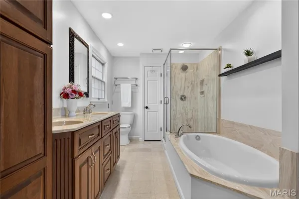 $675,000 | 12847 Haw Thicket Lane, Des Peres, MO 63131