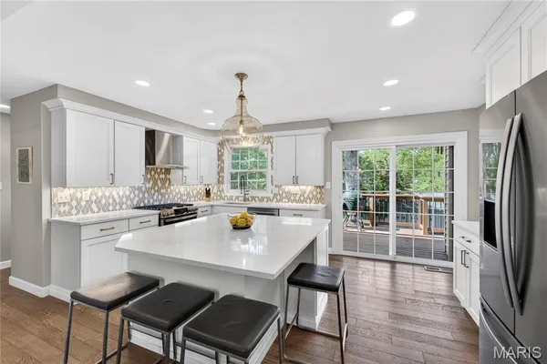 $675,000 | 12847 Haw Thicket Lane, Des Peres, MO 63131