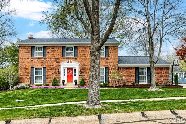 $675,000 | 12847 Haw Thicket Lane, Des Peres, MO 63131