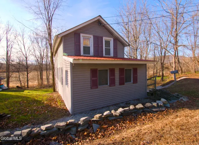 $140,000 | 74 East Main Street, Granville, NY 12832