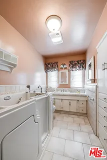 $1,495,000 | 118 Evergreen Street, Burbank, CA 91505