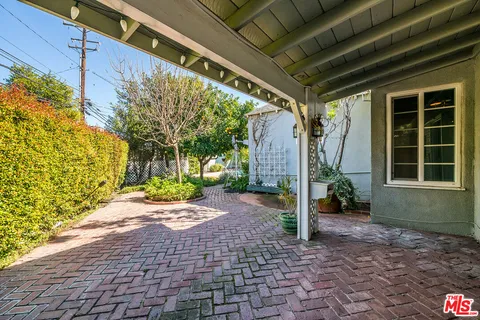$1,495,000 | 118 Evergreen Street, Burbank, CA 91505