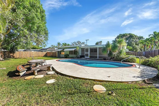 $3,800 | 881 Zinnia Lane, Plantation, FL 33317