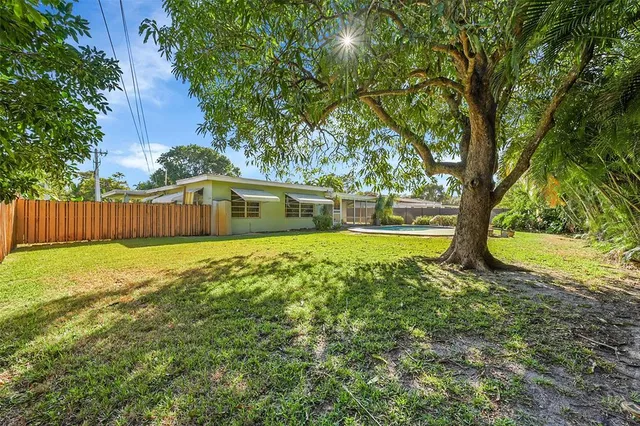 $3,800 | 881 Zinnia Lane, Plantation, FL 33317