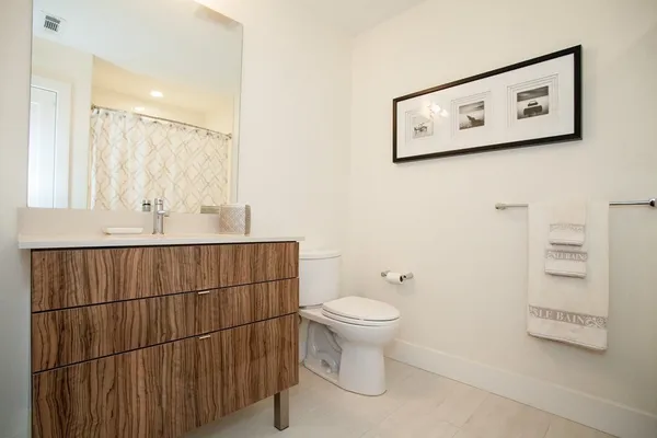 $3,500 | 250 Meridian Street, Unit 305, Boston, MA 02128