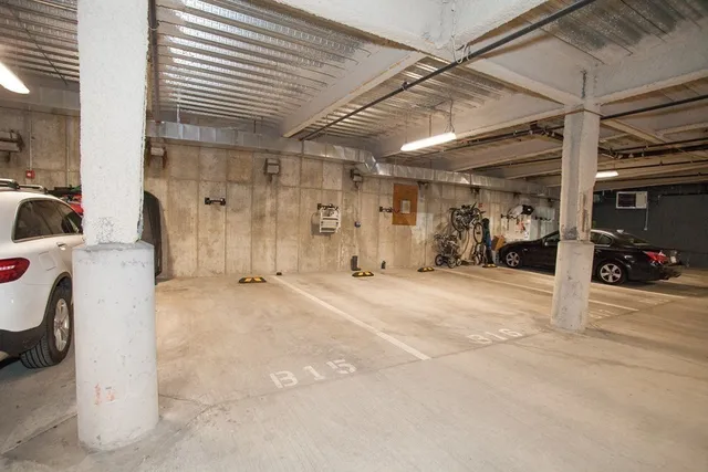 $3,500 | 250 Meridian Street, Unit 305, Boston, MA 02128