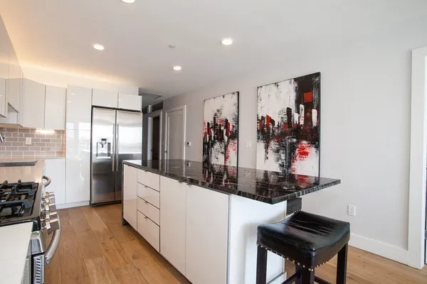 $3,500 | 250 Meridian Street, Unit 305, Boston, MA 02128