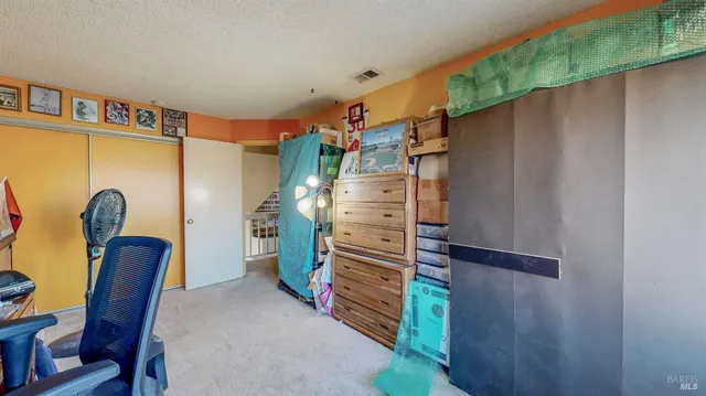 $725,000 | 933 Bond Place, Windsor, CA 95492