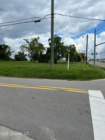 $124,950 | 460 Hill Street, Biloxi, MS 39530