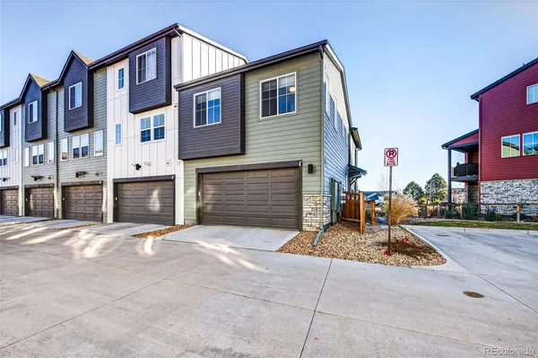 $2,700 | 10270 Milwaukee Circle, Denver, CO 80229