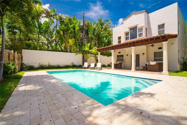 $12,500 | 3514 Crystal Court, Miami, FL 33133