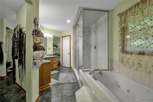 $717,777 | 6553 Vermont Hill Road, Wales, NY 14139