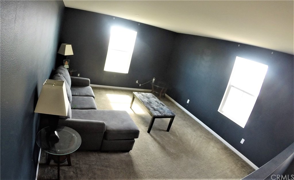 7483 Silverspot Road Riverside, CA 92507 - Photo 11 of 17 Gallery Image 11