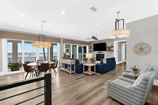 $3,870,300 | 110 Carlyle Drive, Palm Harbor, FL 34683