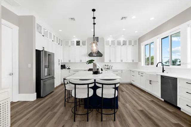 $3,870,300 | 110 Carlyle Drive, Palm Harbor, FL 34683