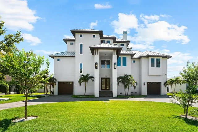 $3,870,300 | 110 Carlyle Drive, Palm Harbor, FL 34683