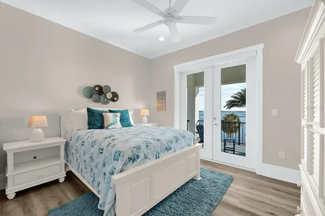 $3,870,300 | 110 Carlyle Drive, Palm Harbor, FL 34683