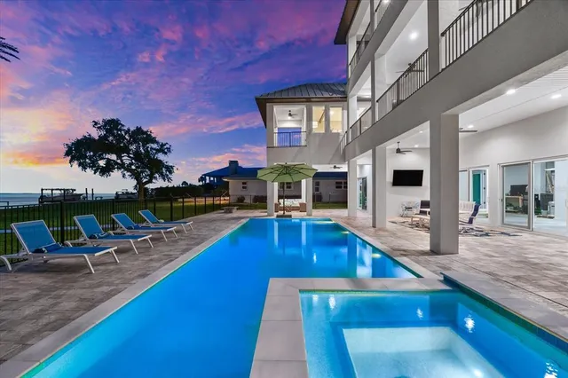 $3,870,300 | 110 Carlyle Drive, Palm Harbor, FL 34683