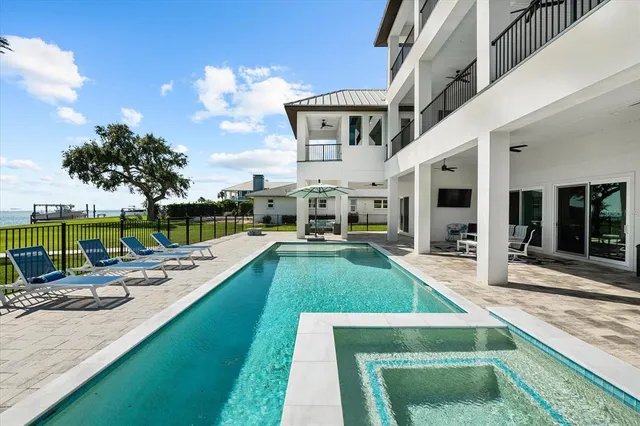 $3,870,300 | 110 Carlyle Drive, Palm Harbor, FL 34683
