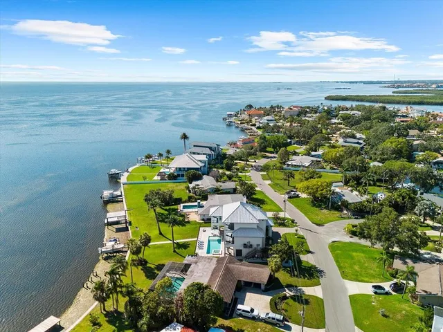 $3,870,300 | 110 Carlyle Drive, Palm Harbor, FL 34683
