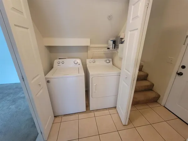 $1,750 | 2801 Chancellorsville Drive, Unit 231, Tallahassee, FL 32312