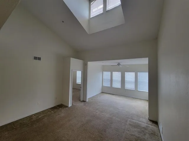 $1,850 | 2801 Chancellorsville Drive, Unit 231, Tallahassee, FL 32312