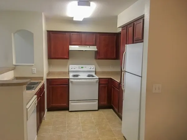 $1,750 | 2801 Chancellorsville Drive, Unit 231, Tallahassee, FL 32312