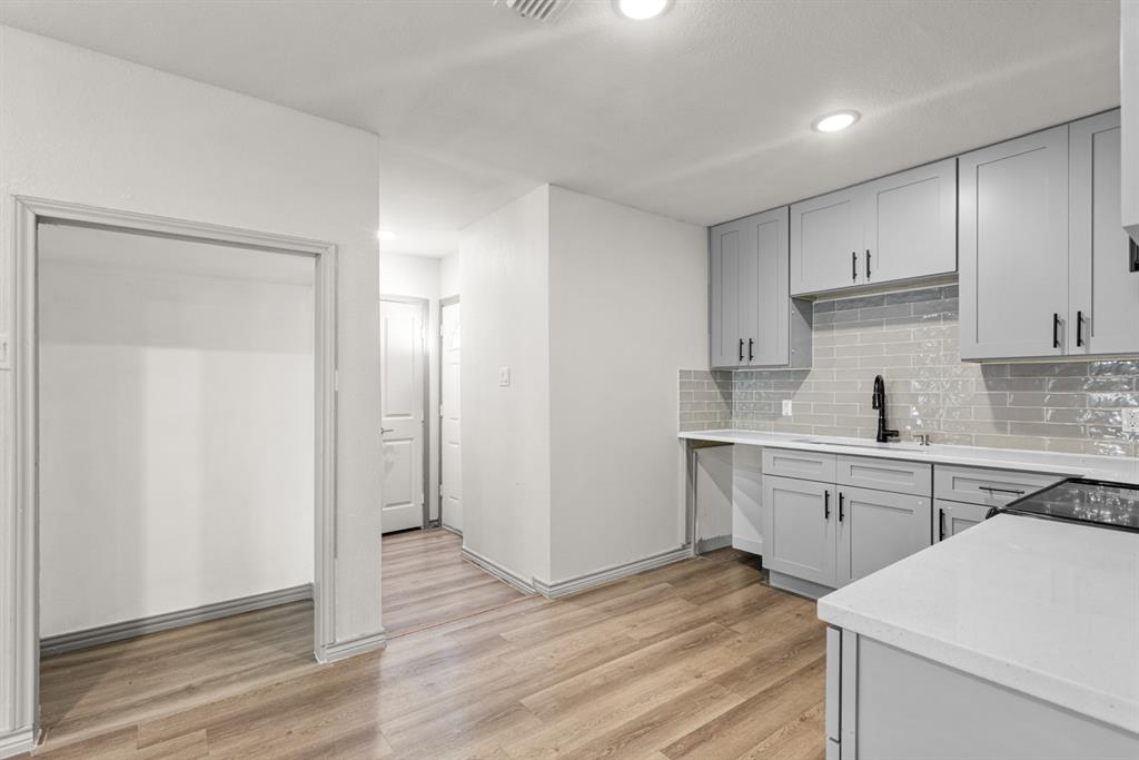 5160 Cardiff Street Dallas, TX 75241 - Photo 7 of 16