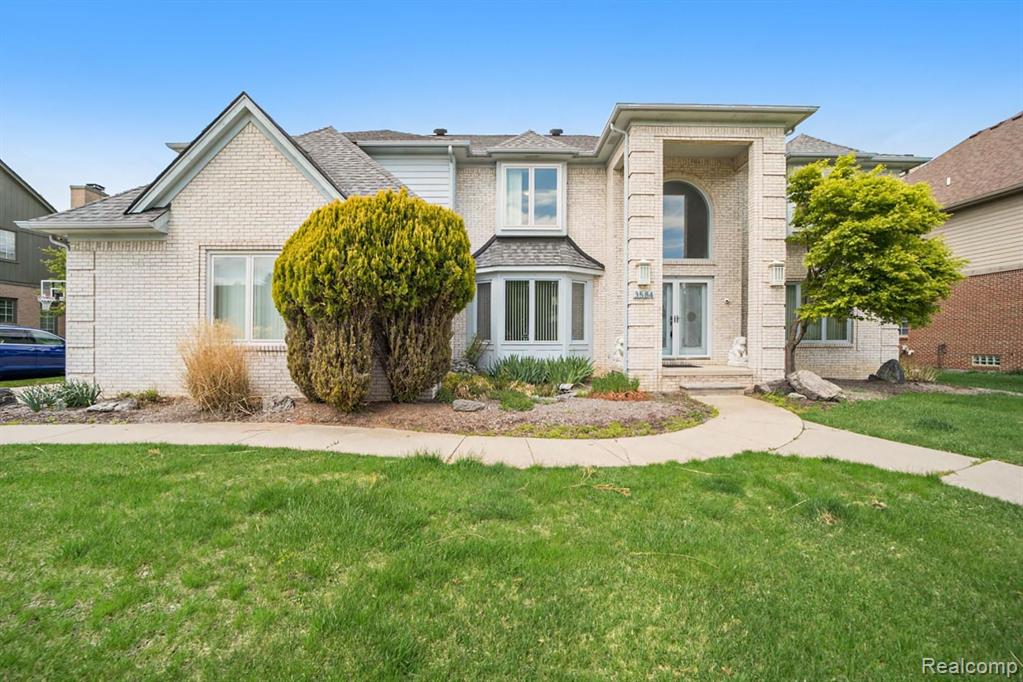 3584 Sleepy Fox Drive Rochester, MI 48309 - Photo 1 of 53