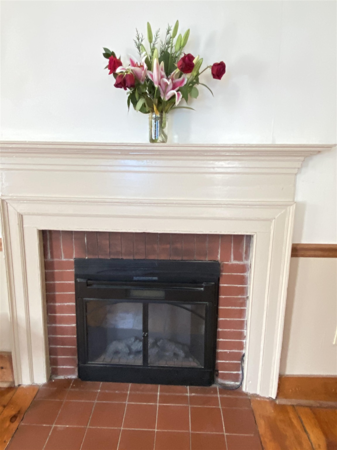 572 River Road South Walpole, NH 03608 - Photo 14 of 37