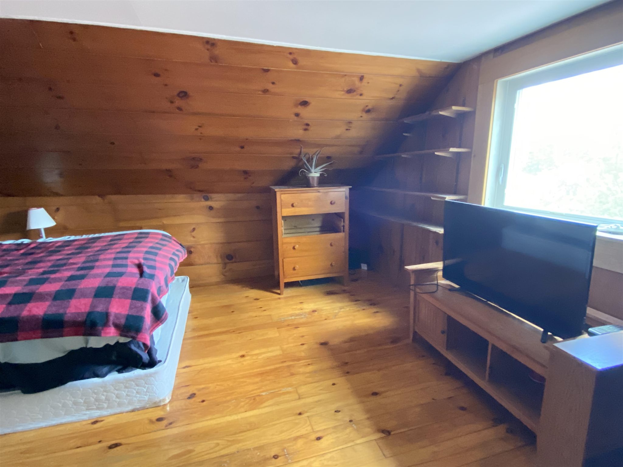 572 River Road South Walpole, NH 03608 - Photo 23 of 37