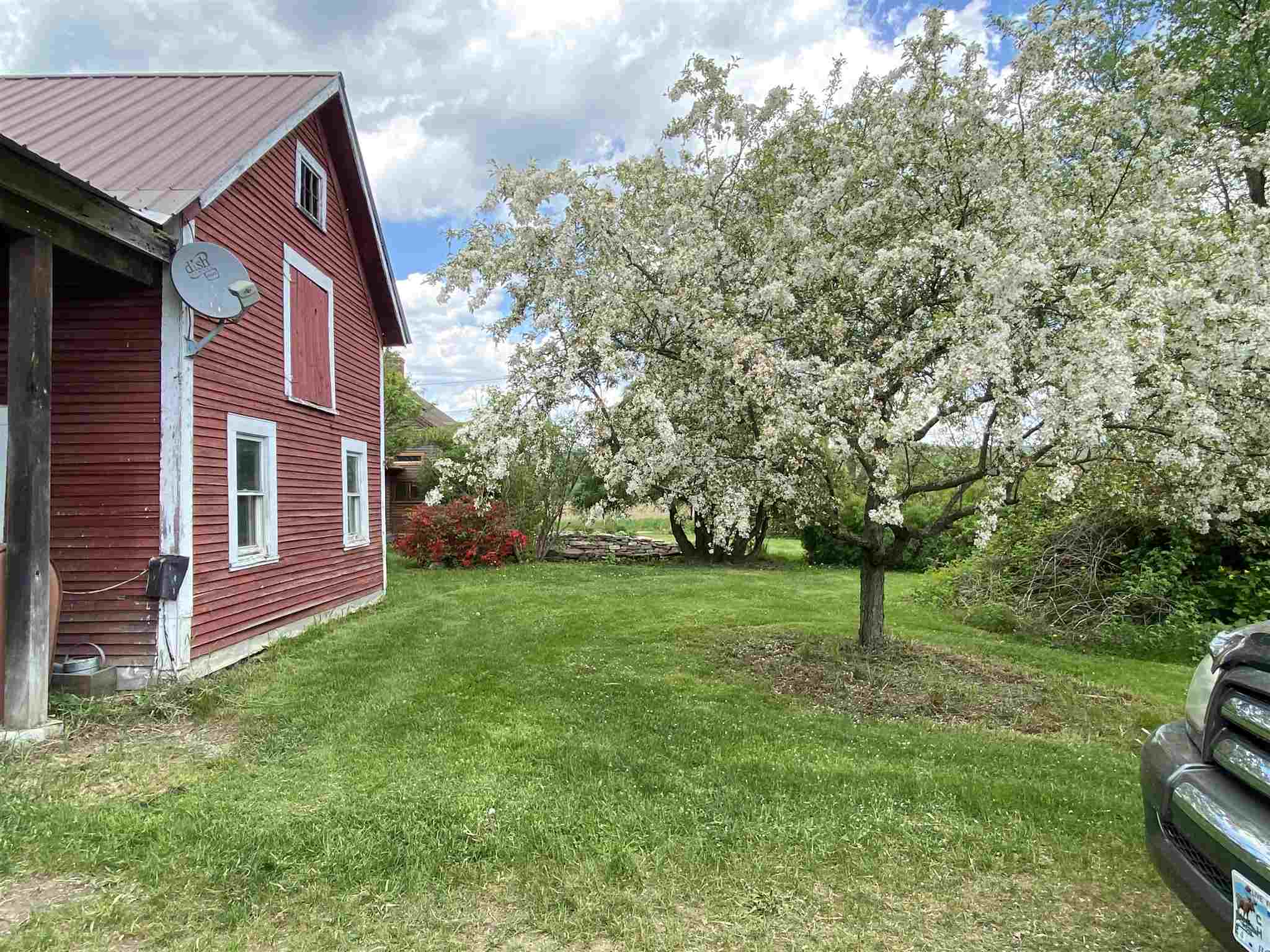 572 River Road South Walpole, NH 03608 - Photo 31 of 37