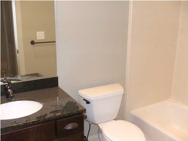 2069 Lancaster Road, Unit 2069 Birmingham, AL 35209 - Photo 10 of 24