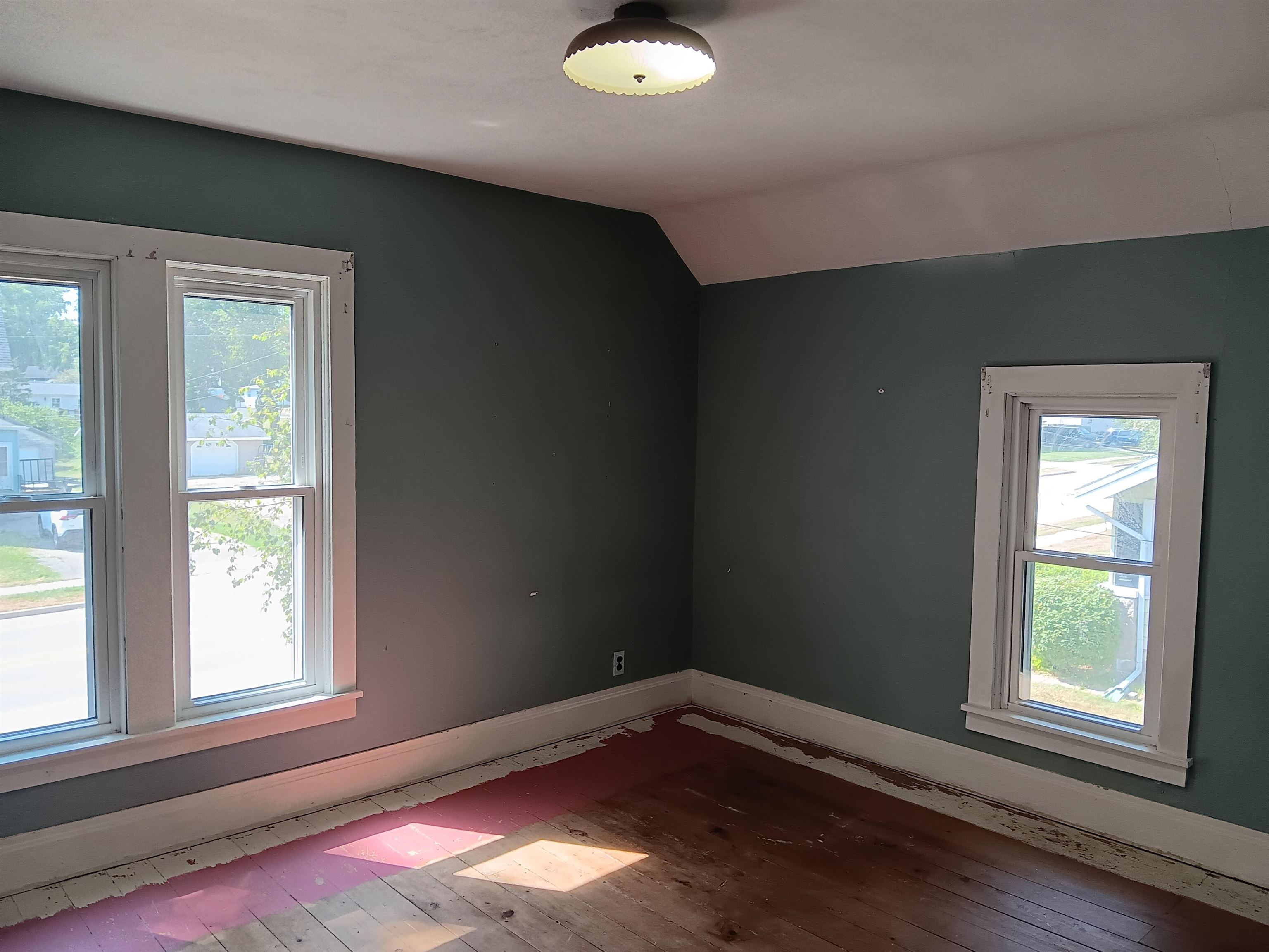 212 Spring Street Fox Lake, WI 53933 - Photo 4 of 14 Gallery Image 4