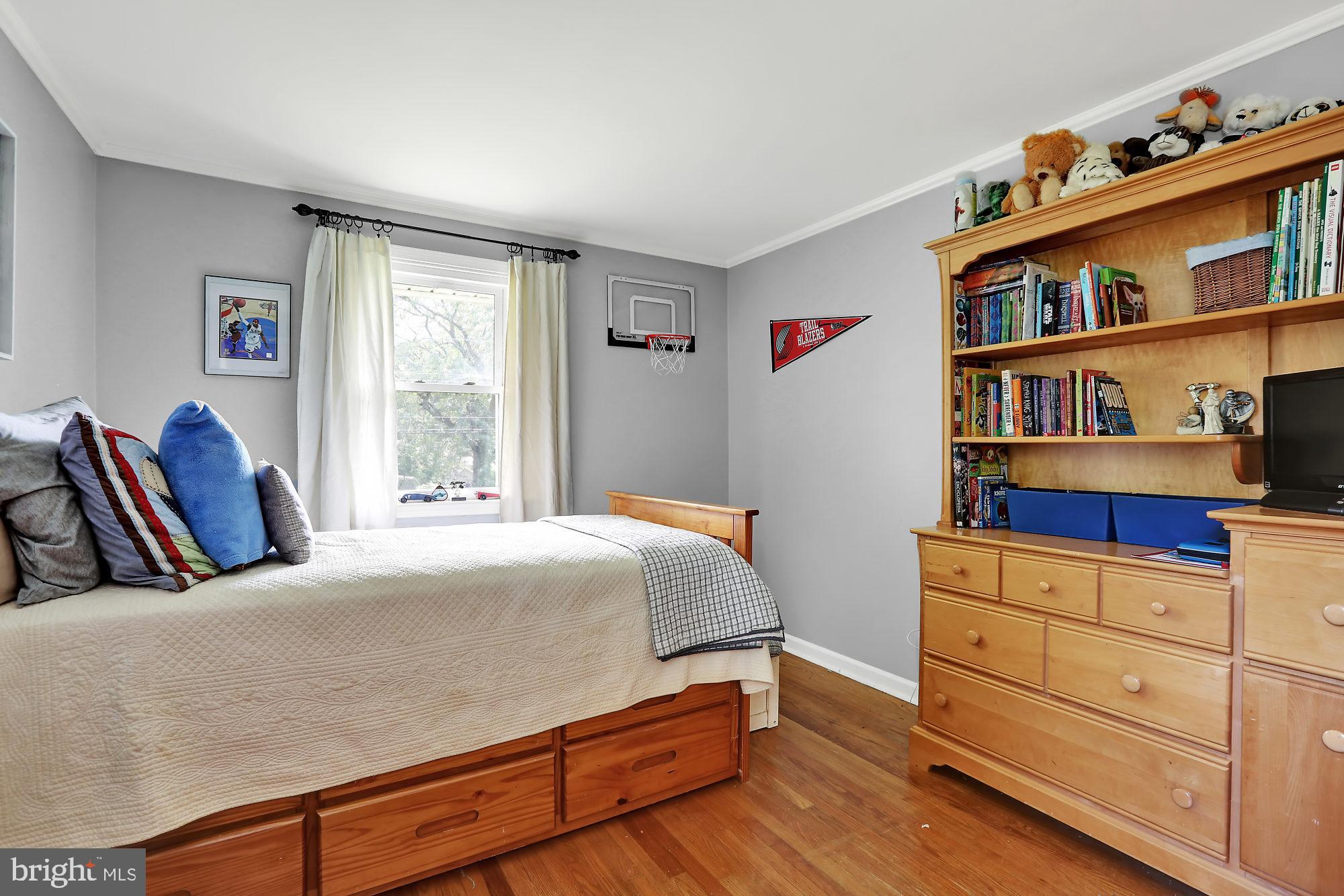 347 Saly Road Yardley, PA 19067 - Photo 21 of 39 Gallery Image 21