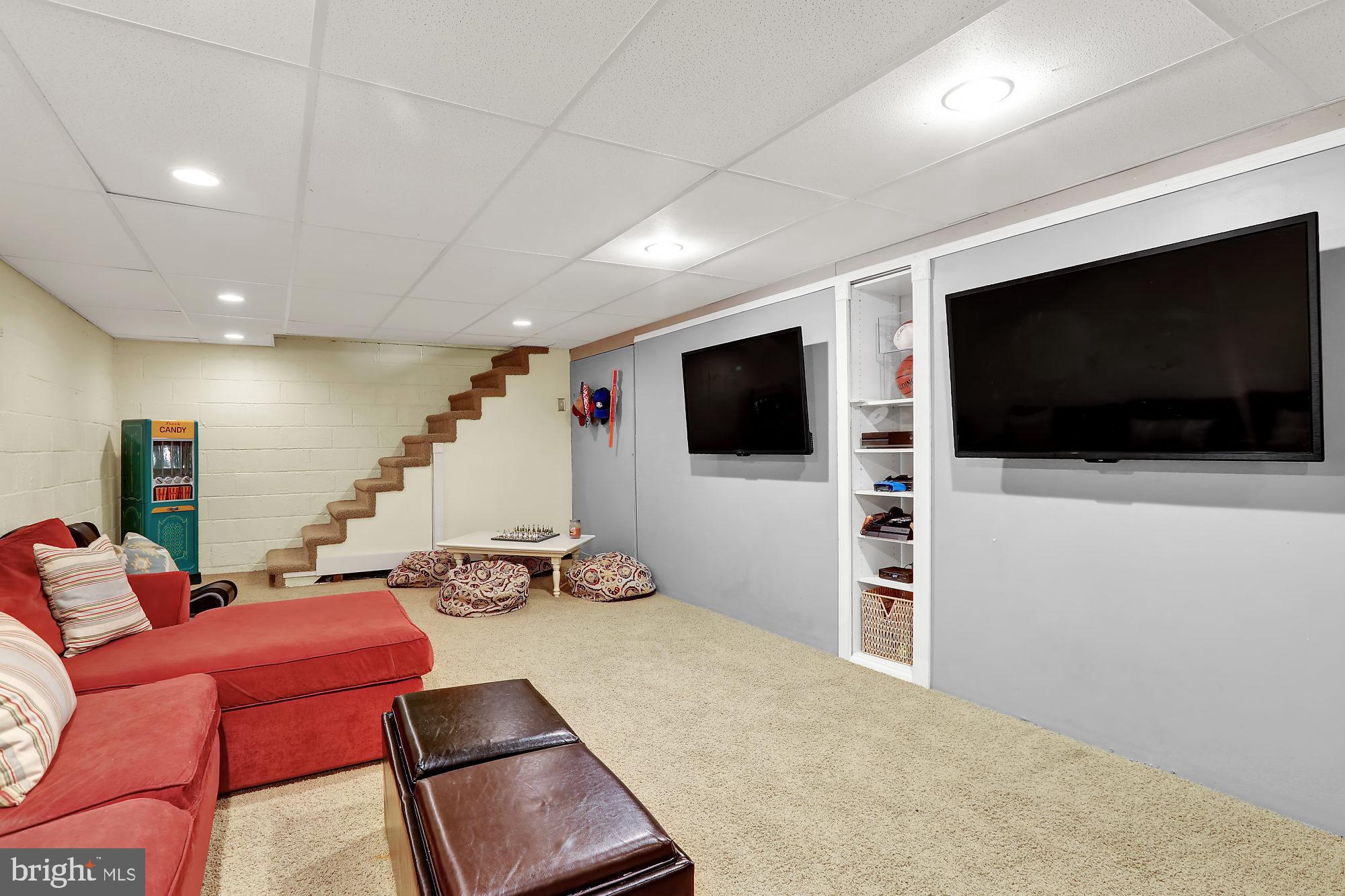 347 Saly Road Yardley, PA 19067 - Photo 31 of 39 Gallery Image 31