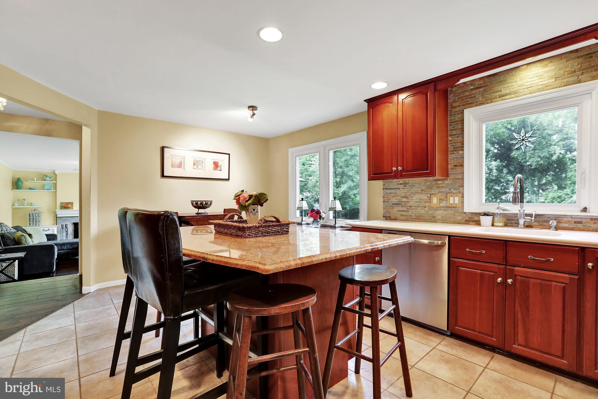 347 Saly Road Yardley, PA 19067 - Photo 8 of 39 Gallery Image 8
