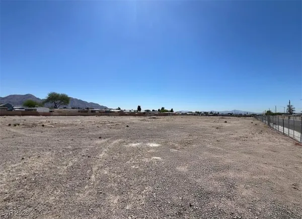 $2,200,000 | 2150 Dolly Lane, Las Vegas, NV 89115