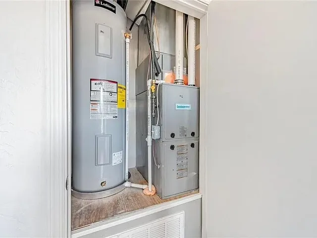 $396,900 | 526 Fallowfield Avenue, Charleroi, PA 15022