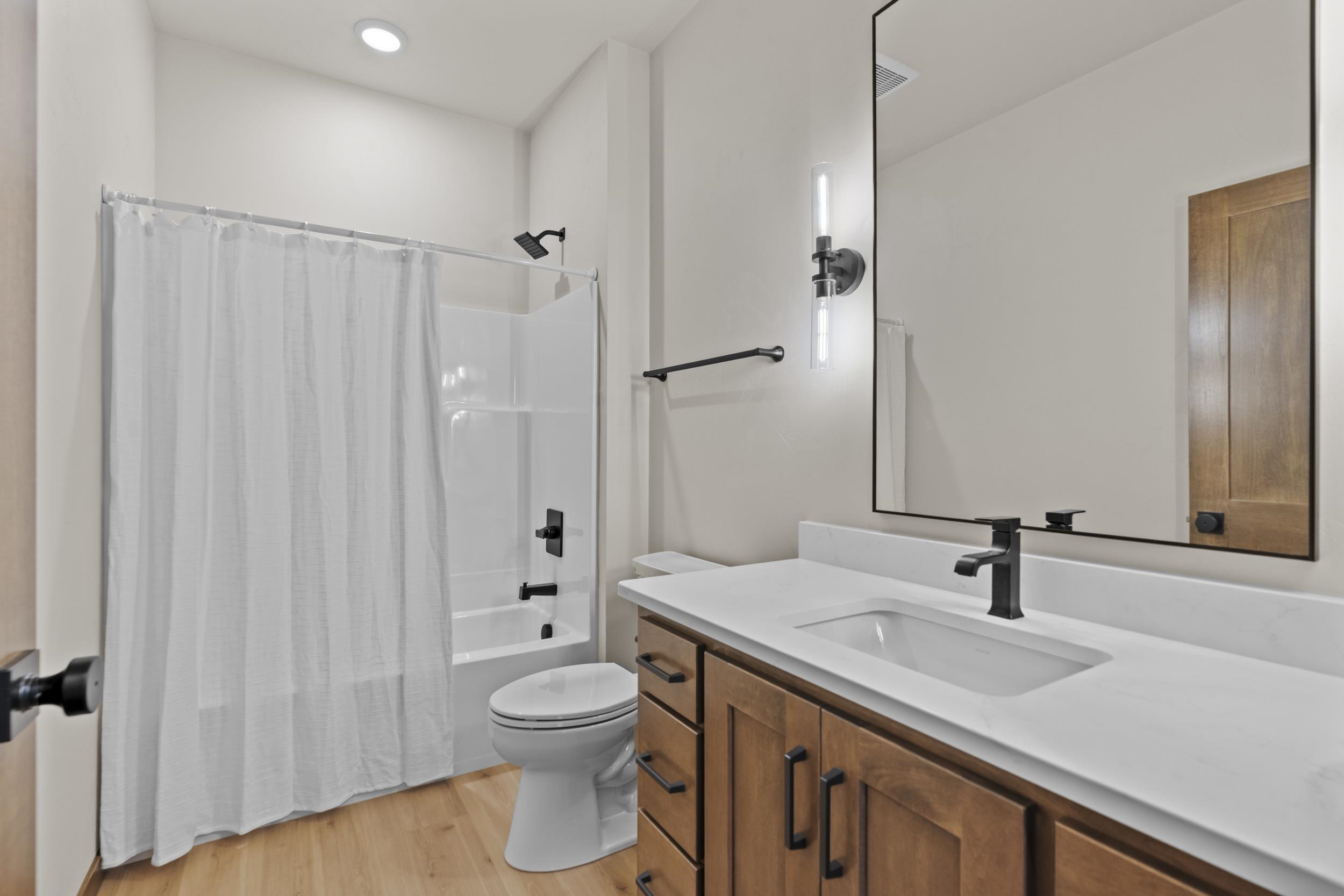 N8870 Killarney Way Menasha, WI 54952 - Photo 30 of 75