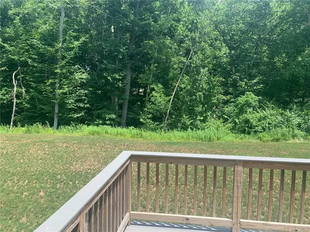 $2,550 | 54 Tridell Drive, Unit 39, Plantsville, CT 06479