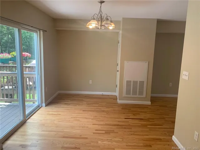 $2,550 | 54 Tridell Drive, Unit 39, Plantsville, CT 06479