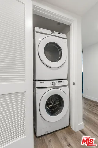 $7,900 | 4806 Sylmar Avenue, Unit PH2, Sherman Oaks, CA 91423