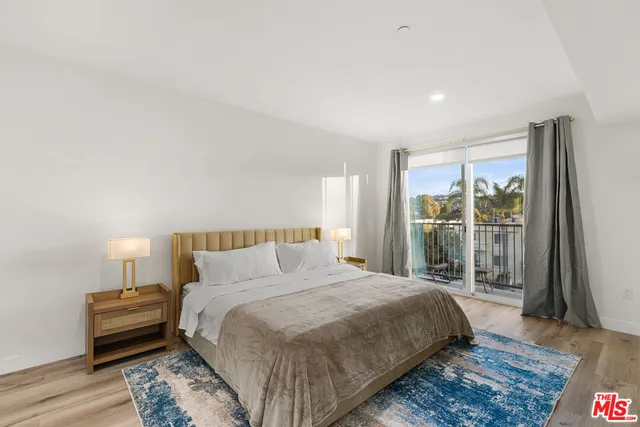 $7,900 | 4806 Sylmar Avenue, Unit PH2, Sherman Oaks, CA 91423