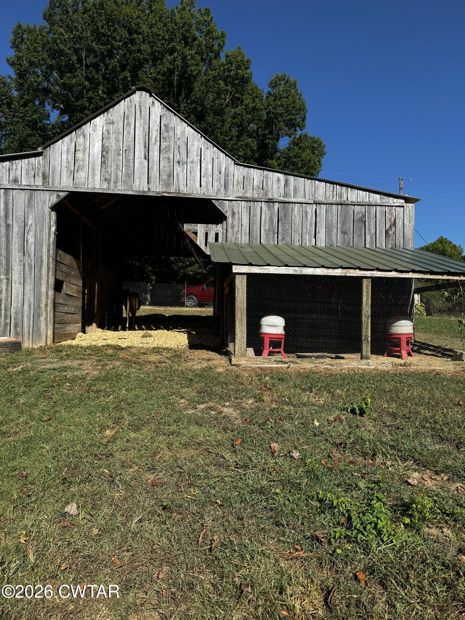 475 Williams Road Hornbeak, TN 38232 - Photo 20 of 26 20250824_213443864_iOS