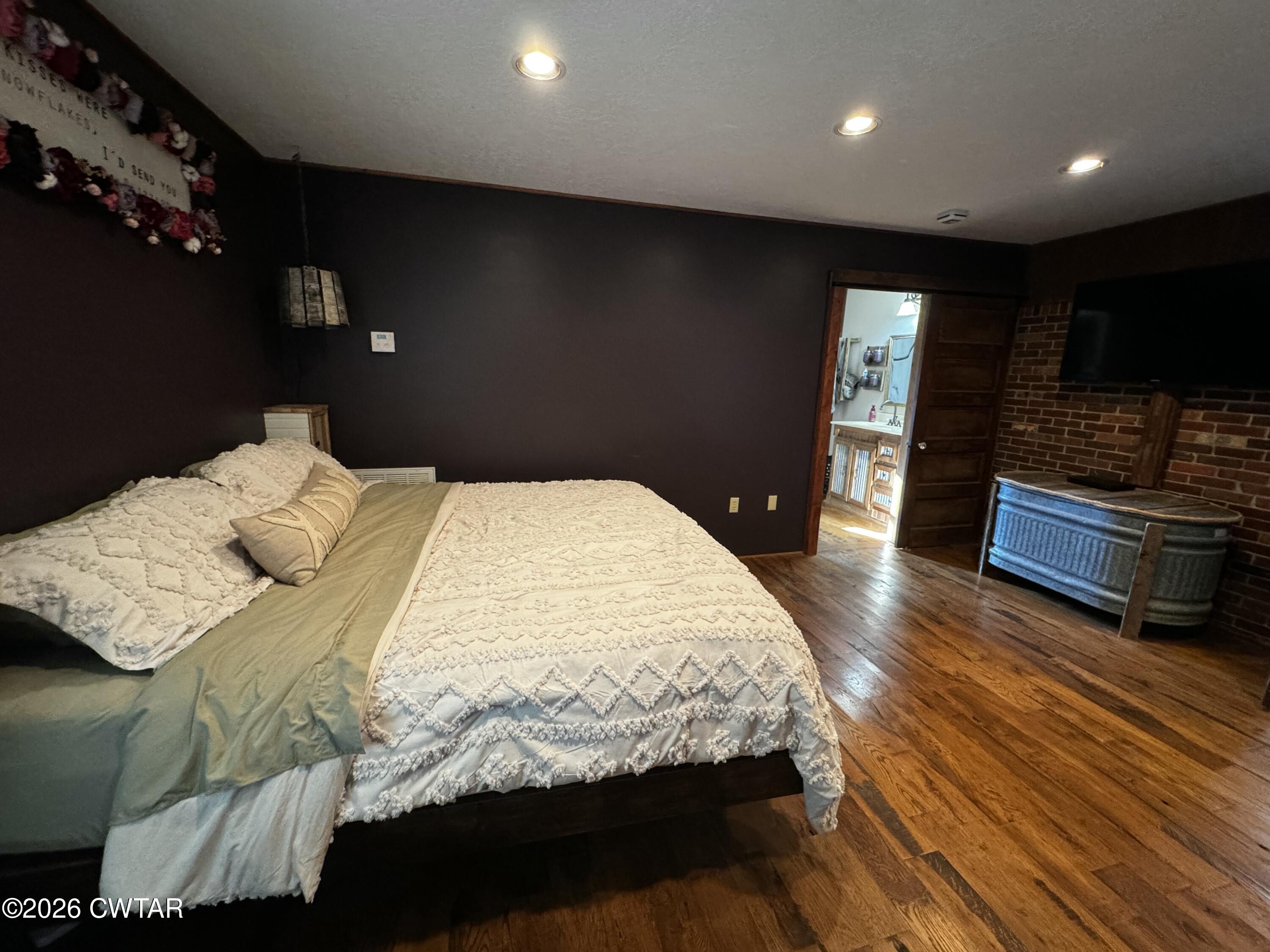 475 Williams Road Hornbeak, TN 38232 - Photo 9 of 26 20251020_211723072_iOS